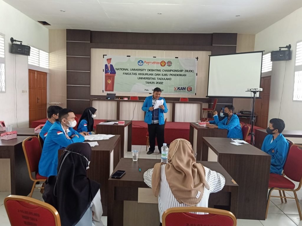 National University Debating Competition (NUDC) oleh Fakultas Keguruan dan Ilmu Pendidikan Universitas Tadulako